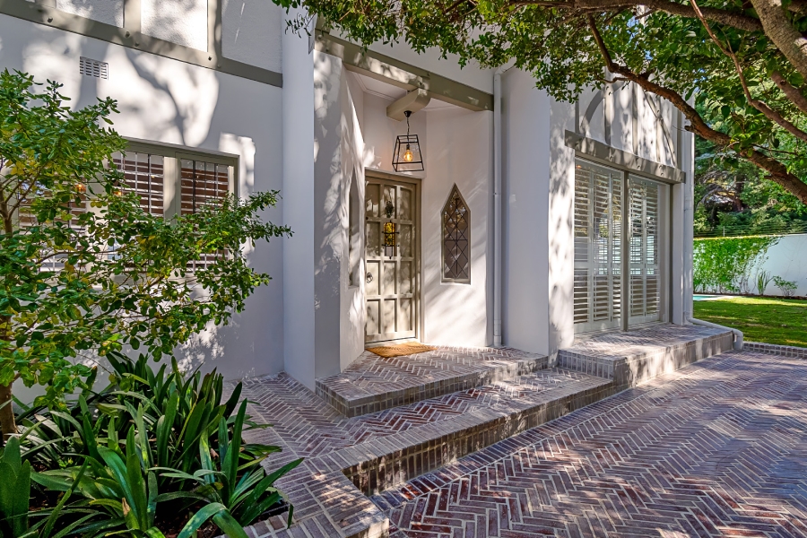 5 Bedroom Property for Sale in Newlands Western Cape